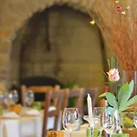 De L'arc En Ciel Bed & Breakfast 3*