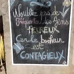 Couette-café De L'arc En Ciel 3*