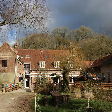 De L'arc En Ciel לינה וארוחת בוקר 3*