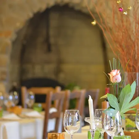 De L'arc En Ciel Bed & Breakfast 3*