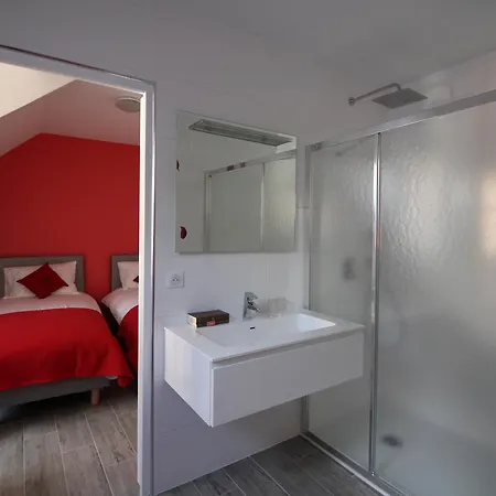 De L'arc En Ciel Bed & Breakfast 3*