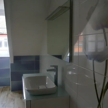 De L'arc En Ciel Bed & Breakfast 3*