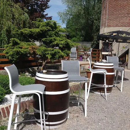 De L'arc En Ciel Bed & Breakfast Fauquembergues